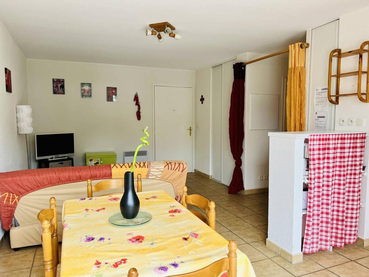 Appartement F2 A Cambo-Les-Bains Avec Piscine, Proche Thermes, Terrasse Et Parking - Fr-1-495-36 Exterior photo